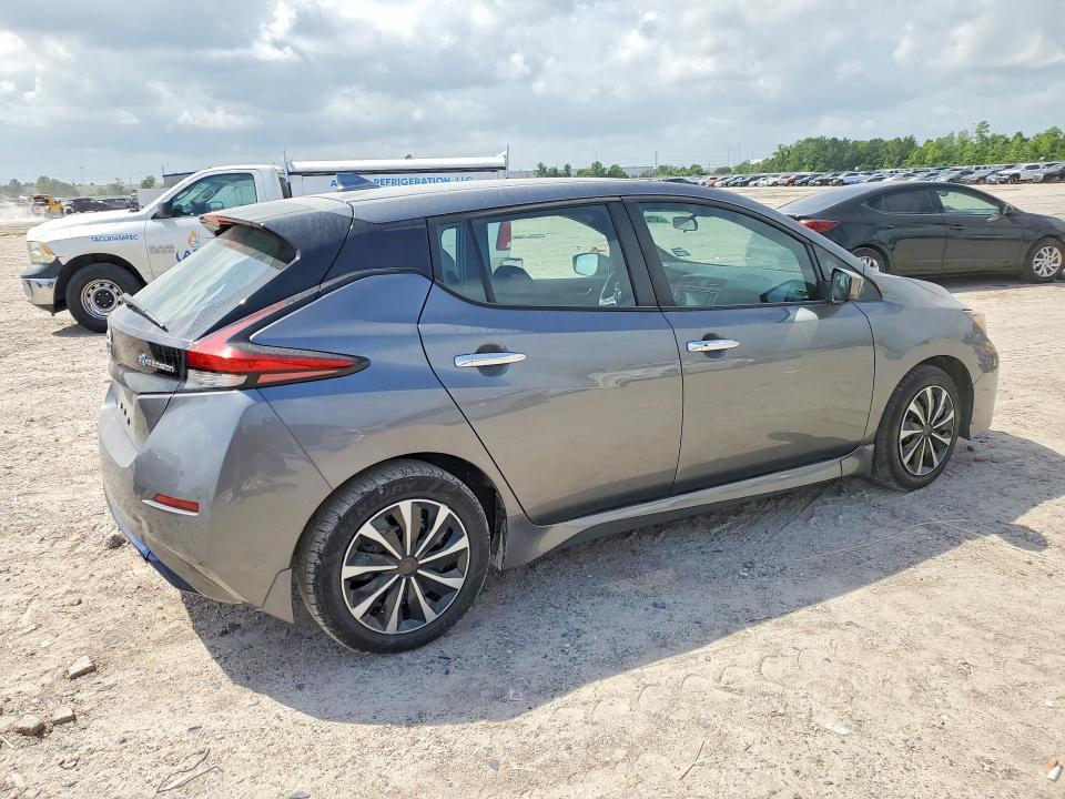 2022 Nissan Leaf s