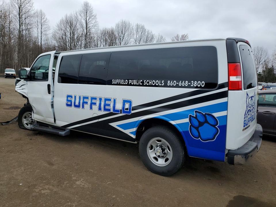 2023 Chevrolet Express G3500 ls