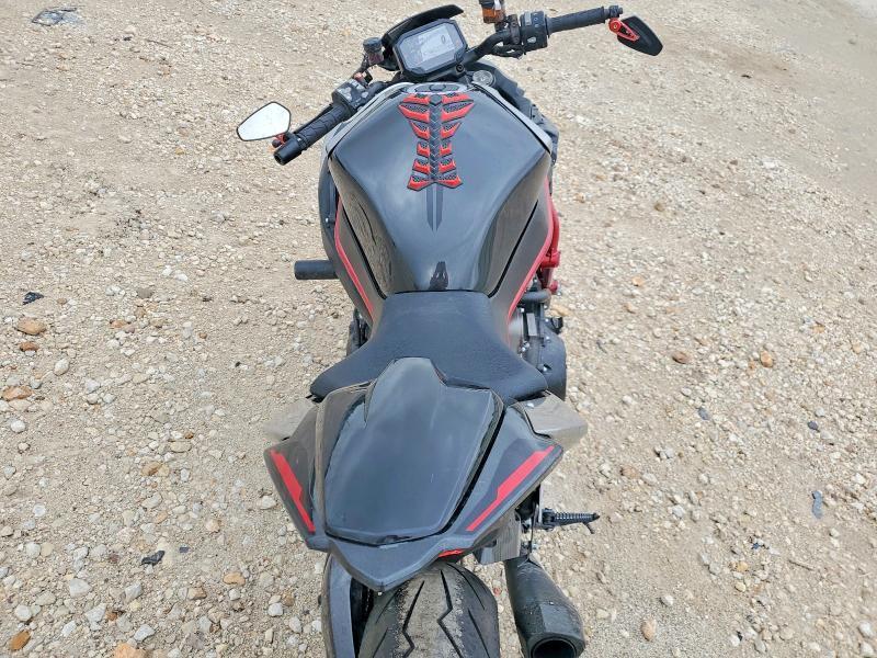 2023 Kawasaki ZR1000 K