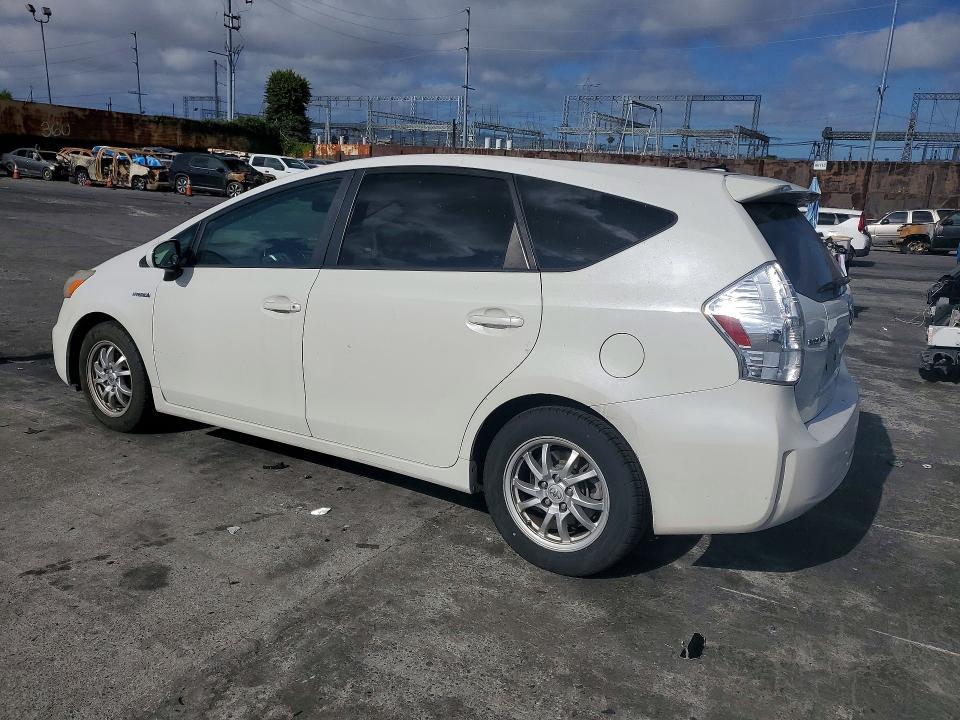 2013 Toyota Prius v Three