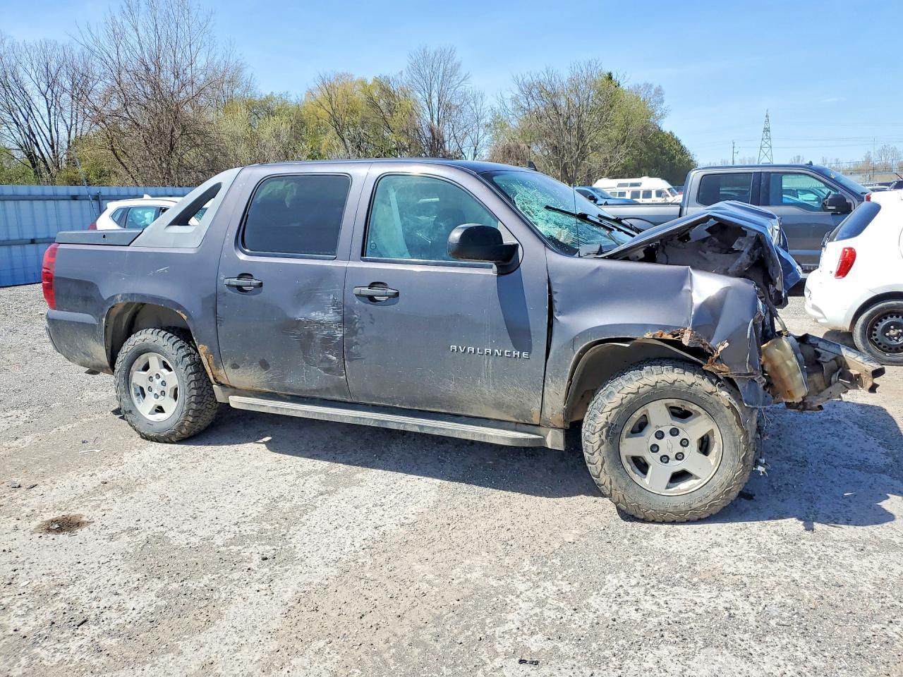 2010 Chevrolet Avalanche LS