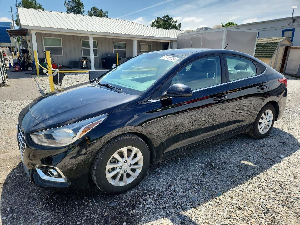 2022 Hyundai Accent sel