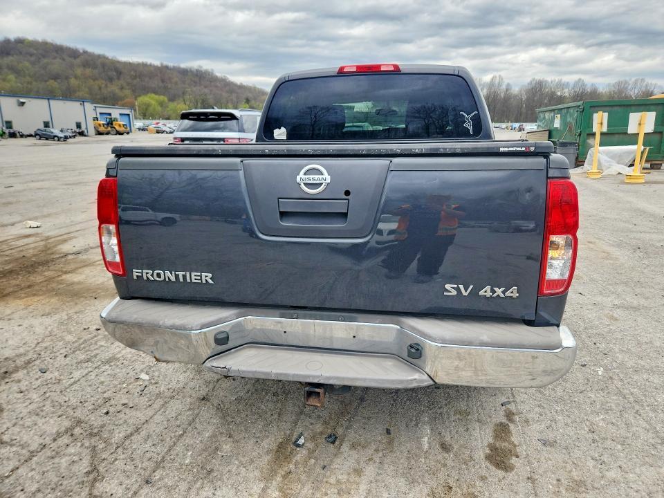 2012 Nissan Frontier s