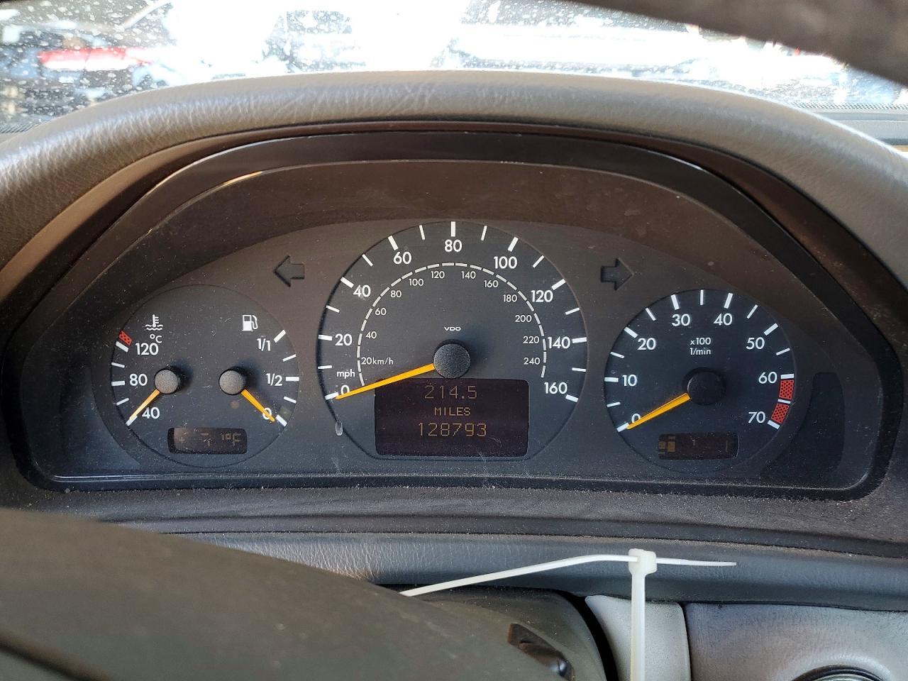 2003 Mercedes-Benz Clk-class