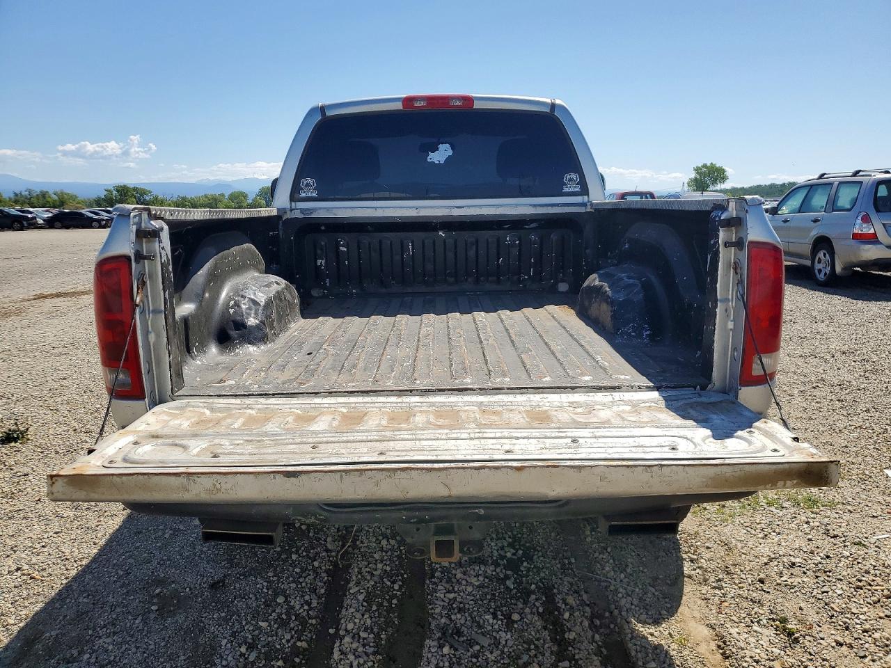 2004 Dodge RAM 1500 ST