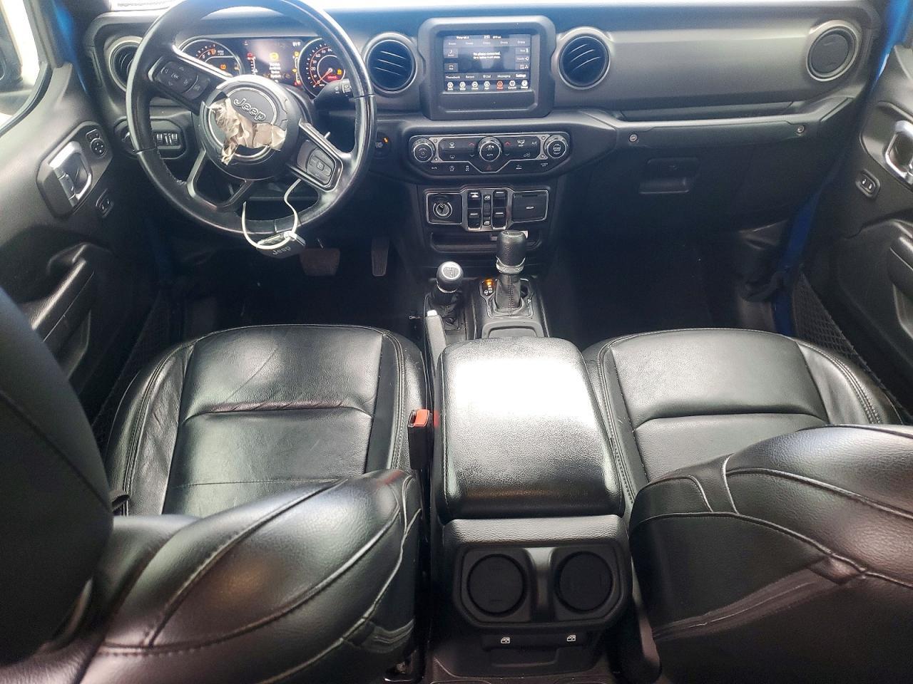2022 Jeep Gladiator Sport