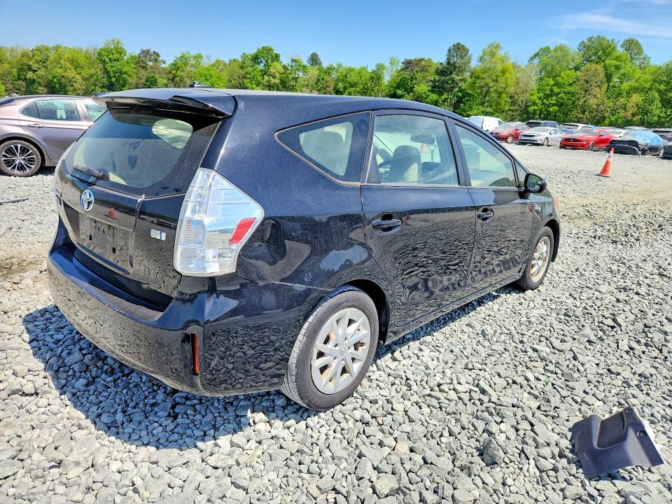 2014 Toyota Prius v Three