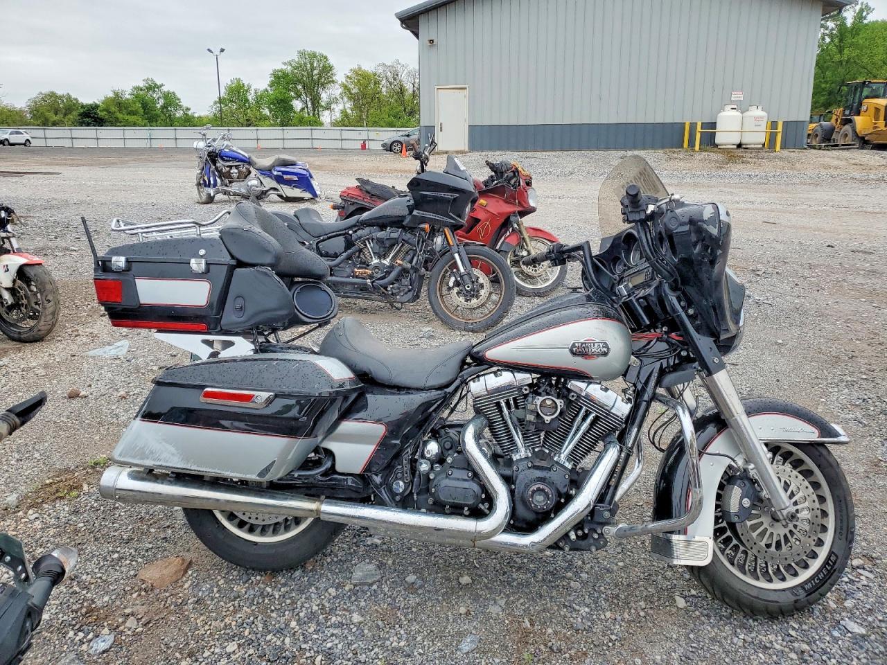 2010 Harley-Davidson Flhtcu