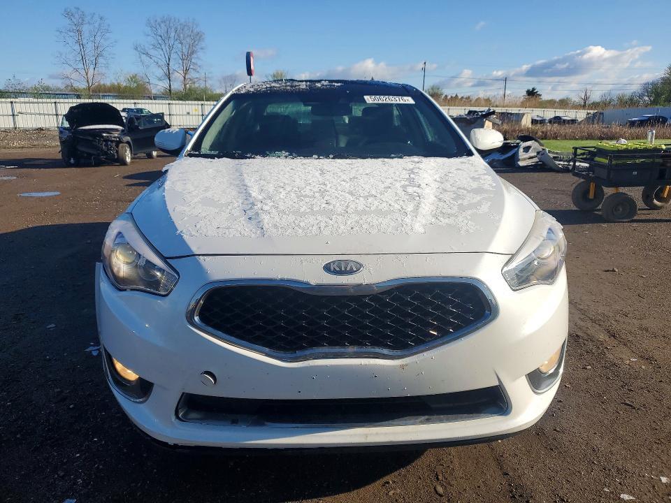 2014 KIA Cadenza Premium