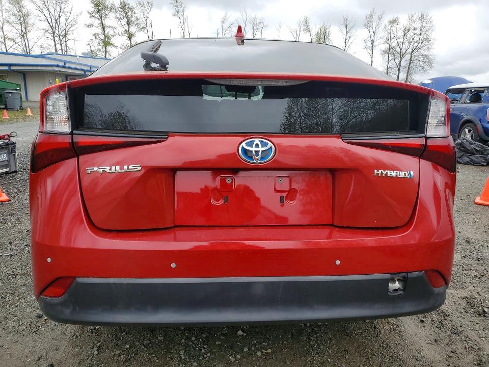 2021 Toyota Prius le