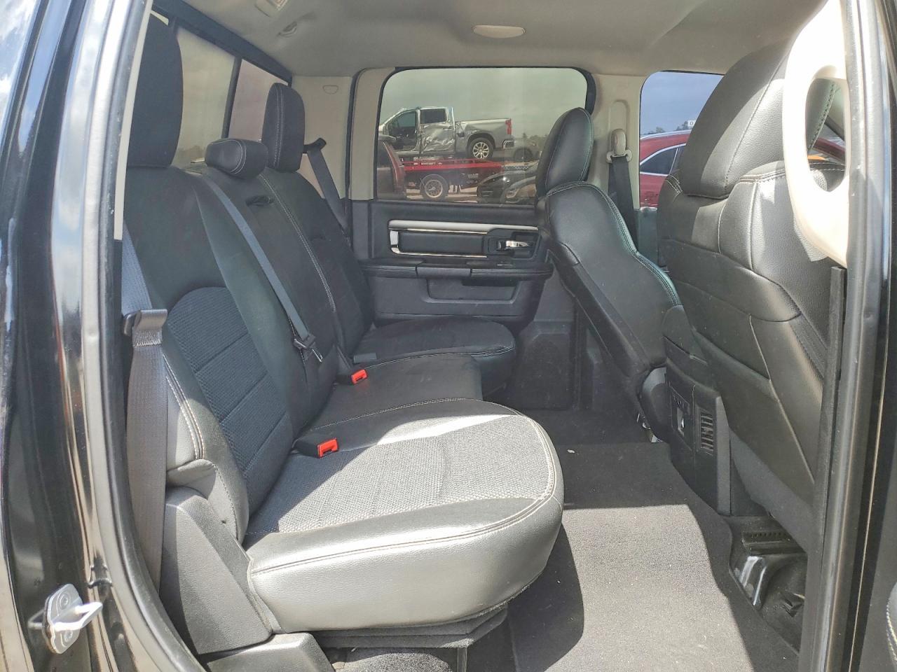 2014 Dodge RAM 1500 Sport