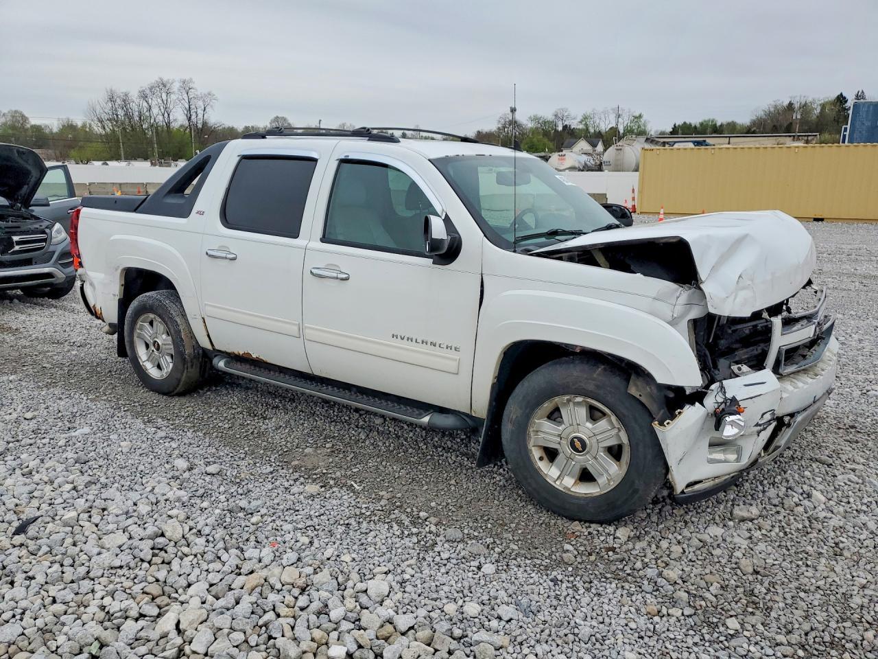 2011 Chevrolet Avalanche LT