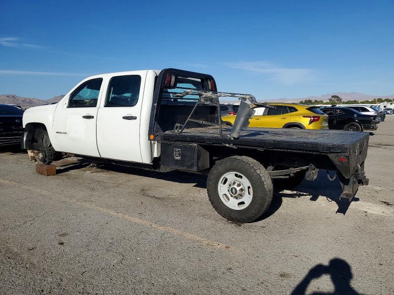 2014 Chevrolet Silverado Flatbed Truck