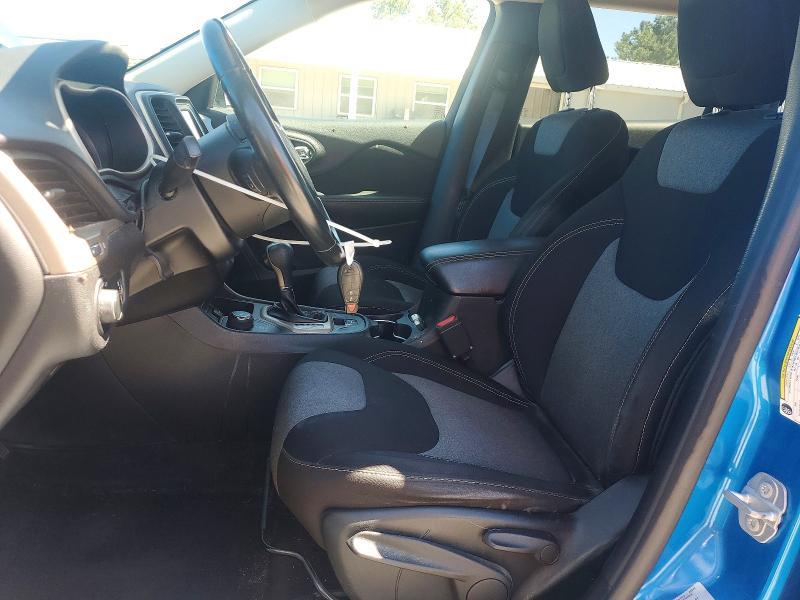 2017 Jeep Cherokee Sport