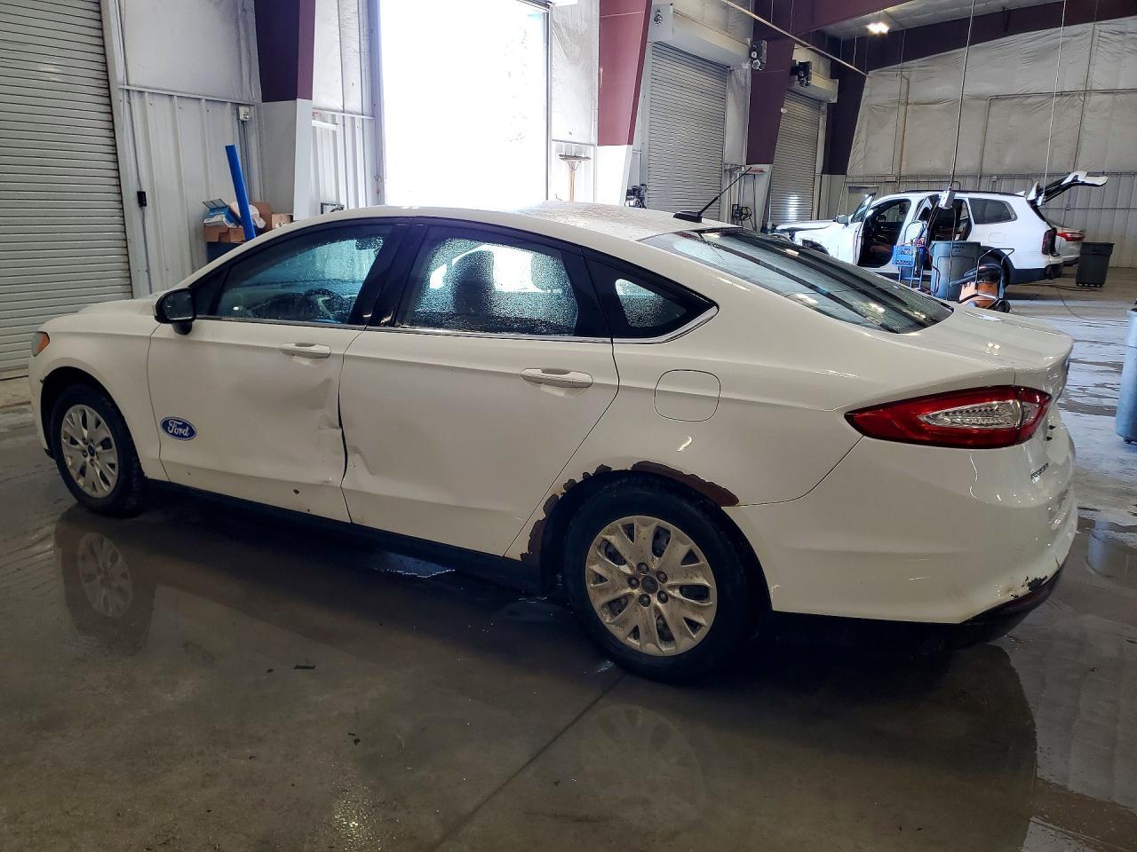 2014 Ford Fusion s