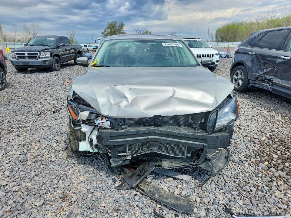 2013 Volkswagen Passat sel