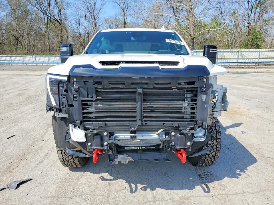 2024 GMC Sierra K2500 AT4