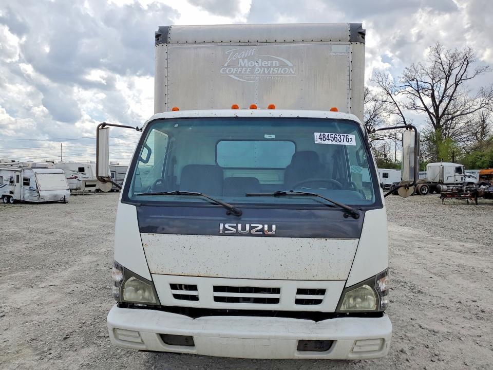 2006 Isuzu Npr box Truck