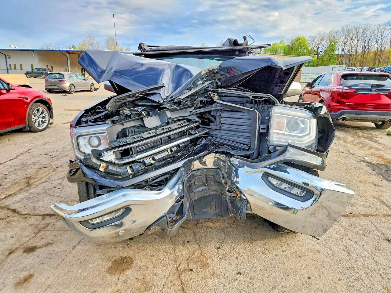 2018 GMC Sierra K1500 SLT
