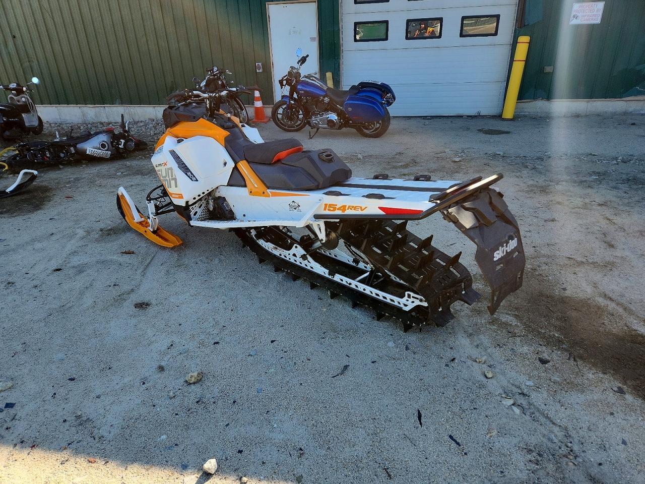 2017 Skidoo 850 Summit X