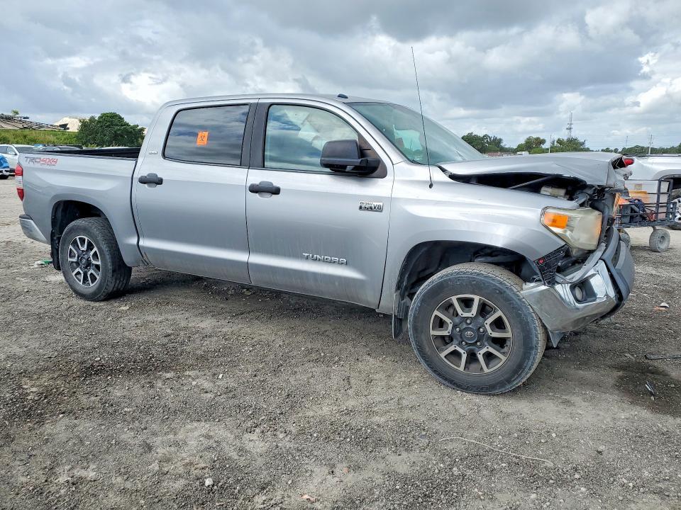 2017 Toyota Tundra SR5