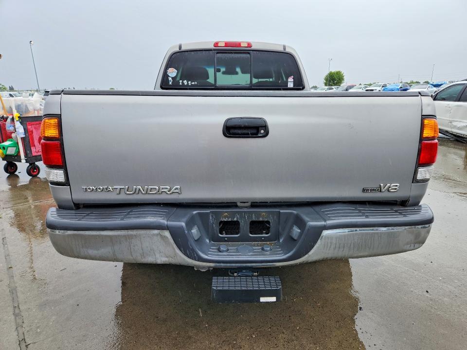 2004 Toyota Tundra SR5