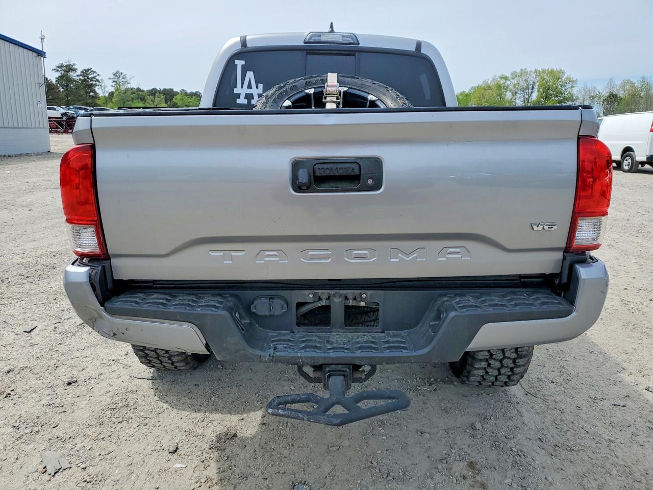 2016 Toyota Tacoma TRD Sport