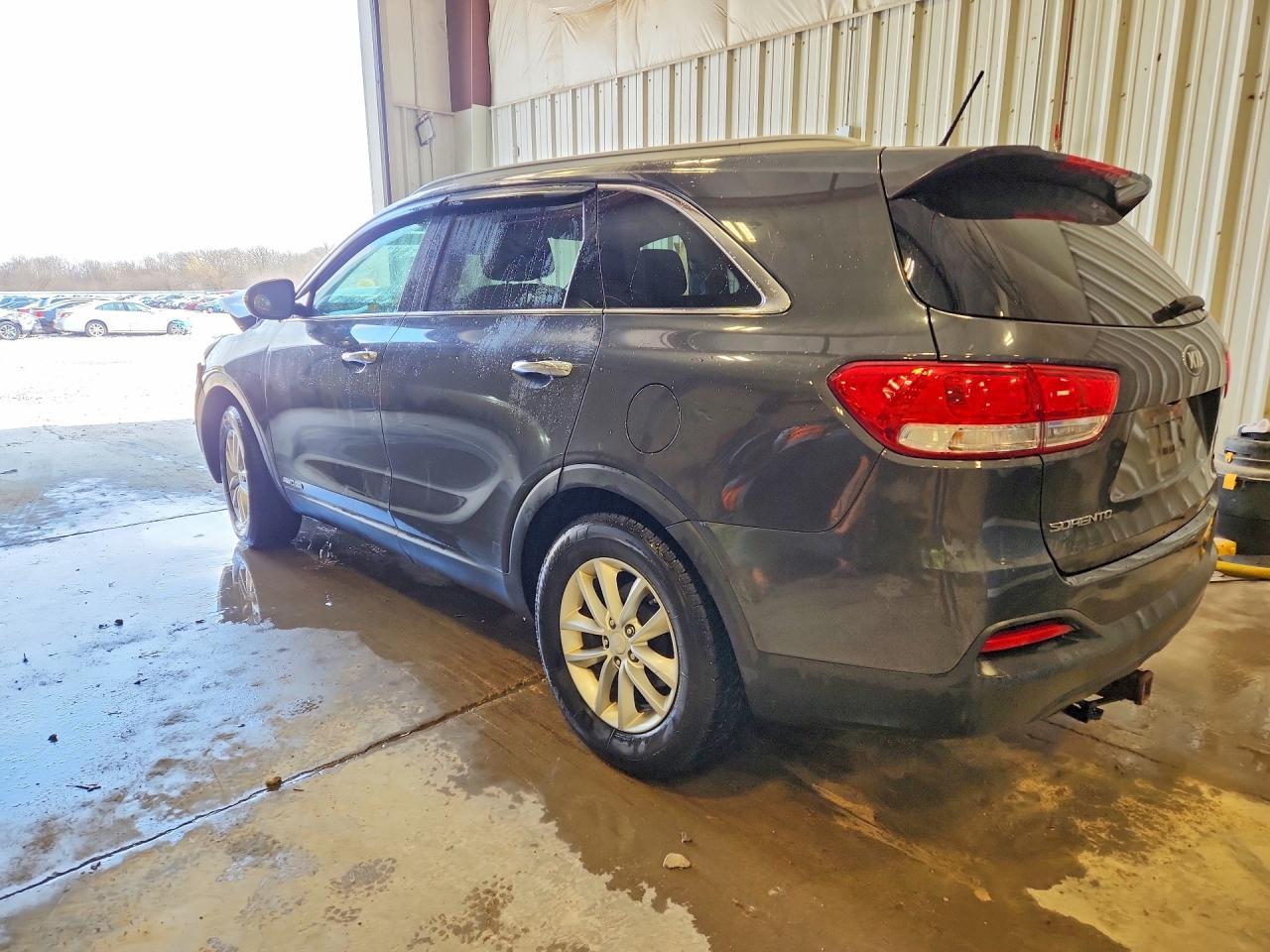 2016 KIA Sorento lx V6