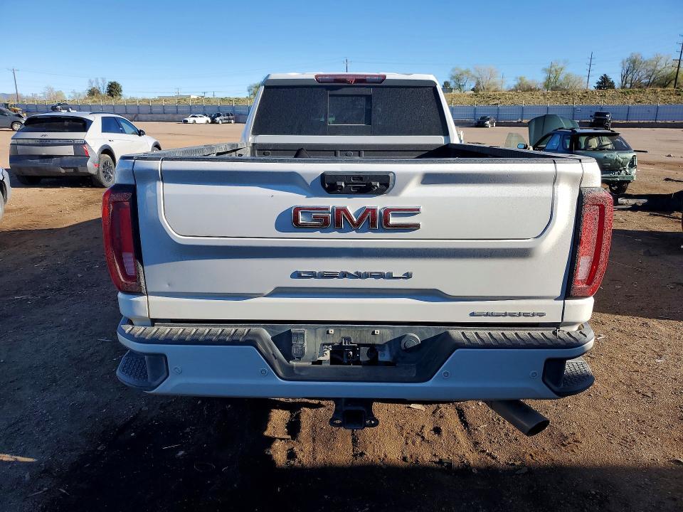 2022 GMC Sierra K2500 Denali