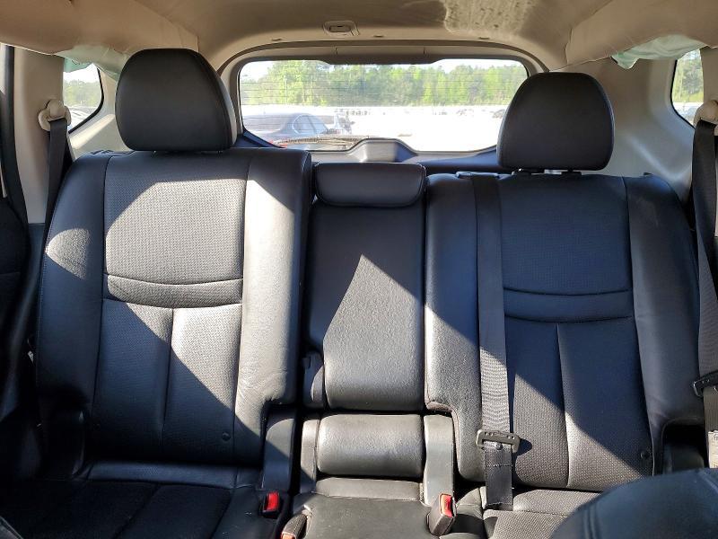 2015 Nissan Rogue sl