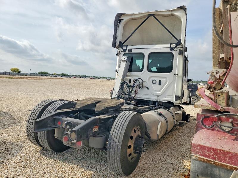 2022 Freigliner 2022 Freightliner Cascadia 116 Semi Truck