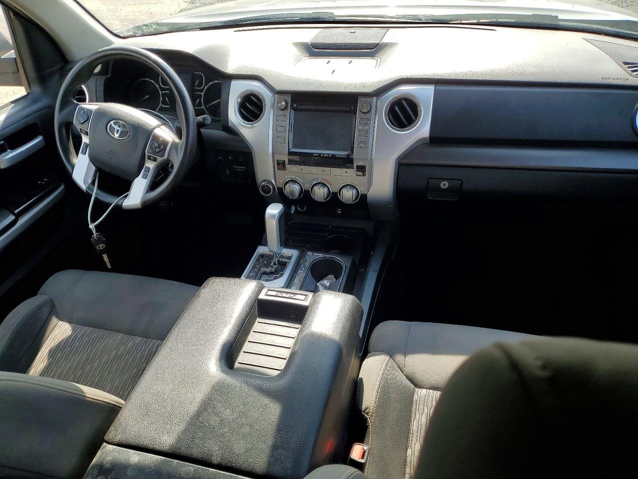 2018 Toyota Tundra SR5