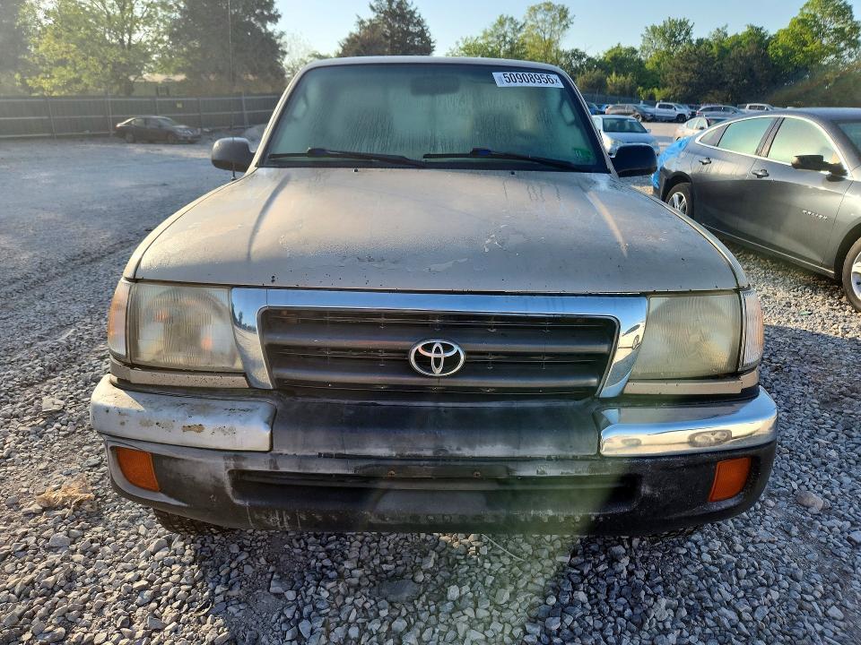2000 Toyota Tacoma Base
