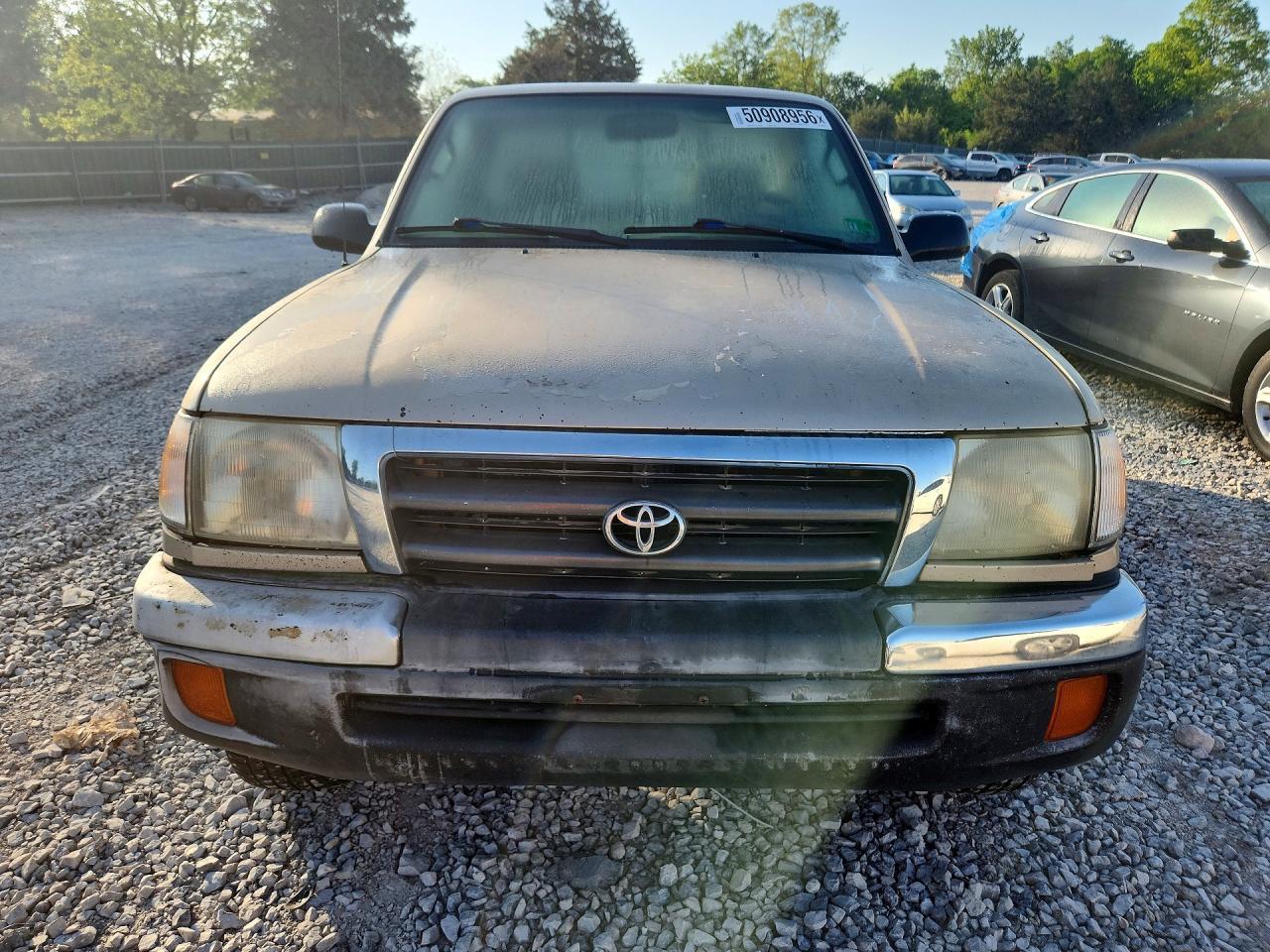 2000 Toyota Tacoma Base