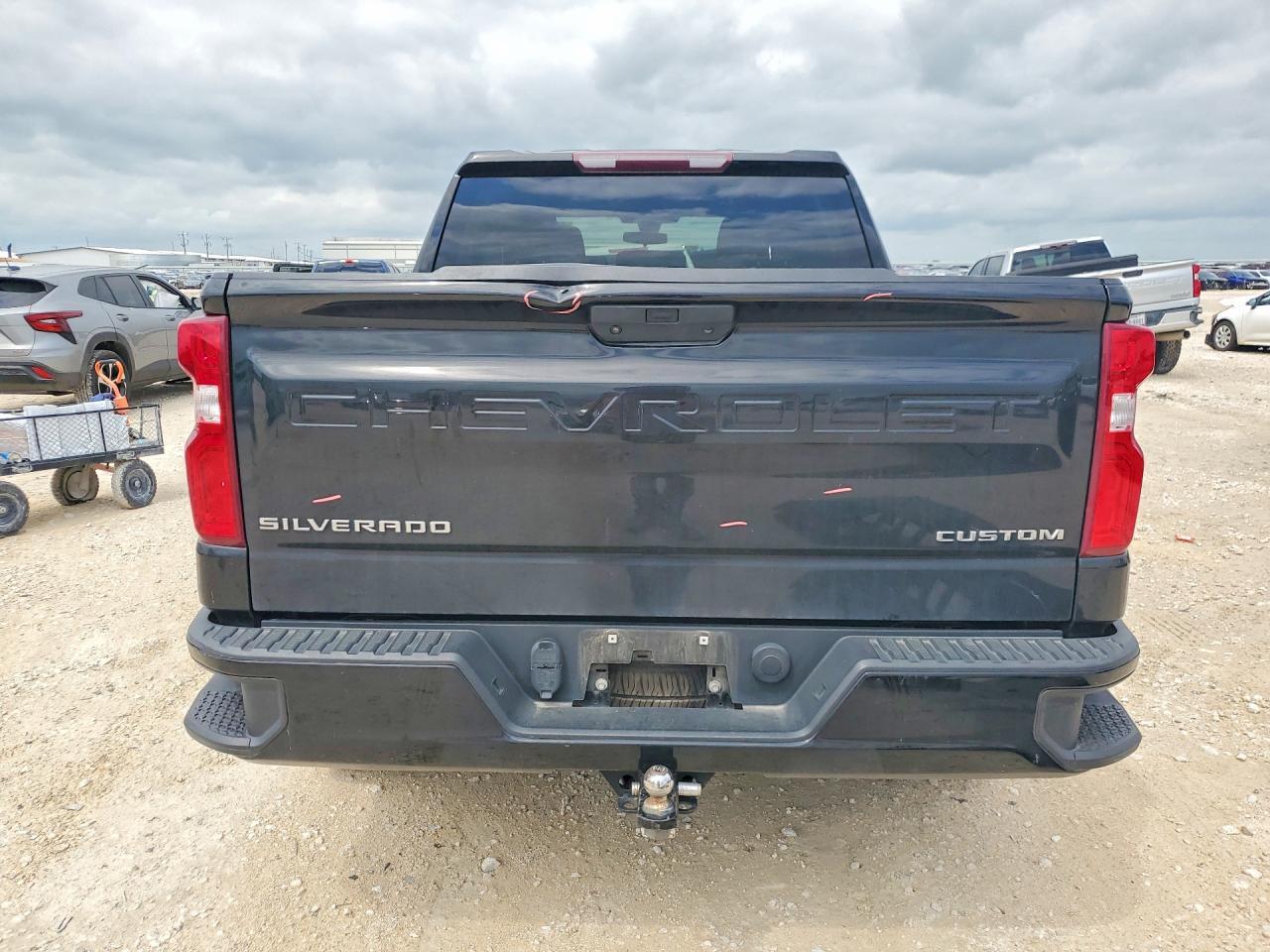 2021 Chevrolet Silverado C1500 Custom