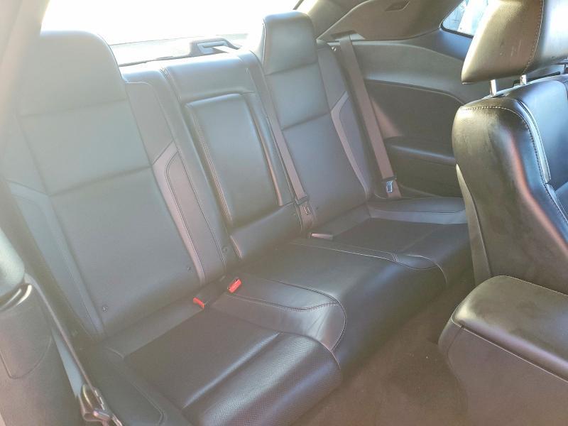 2016 Dodge Challenger r