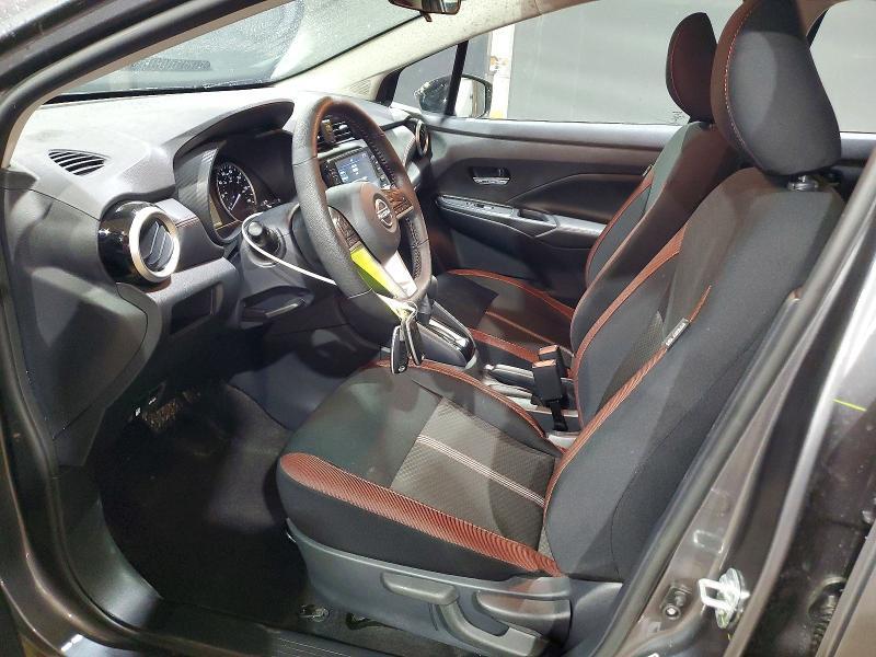 2025 Nissan Versa sr