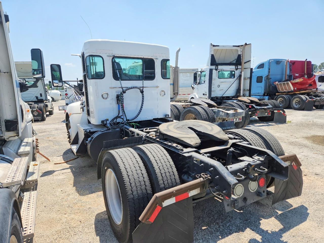2019 Kenworth T370 Semi Truck