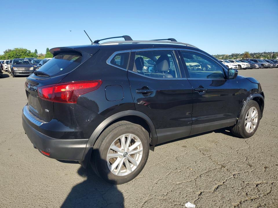 2019 Nissan Rogue Sport sv