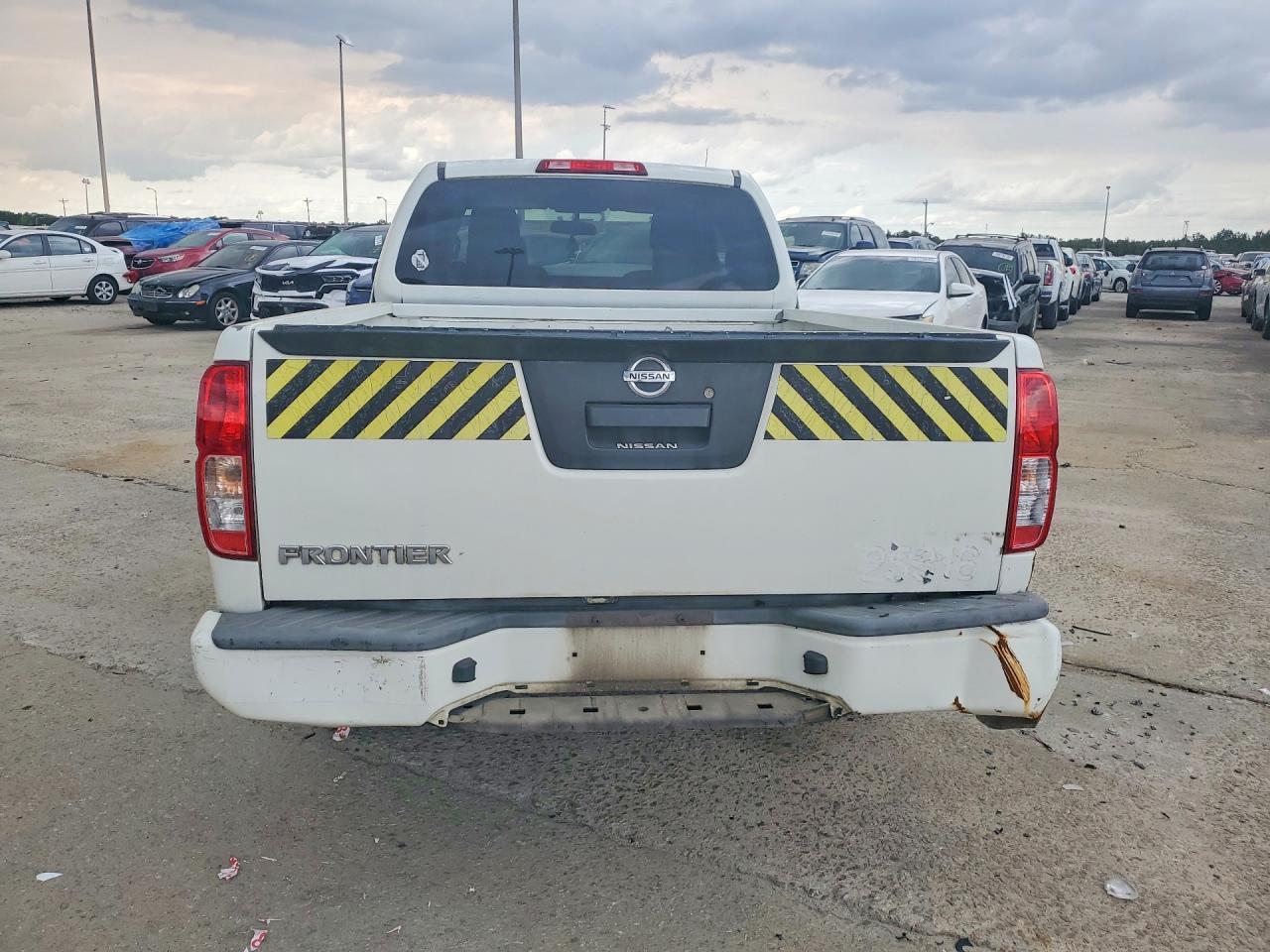 2017 Nissan Frontier S