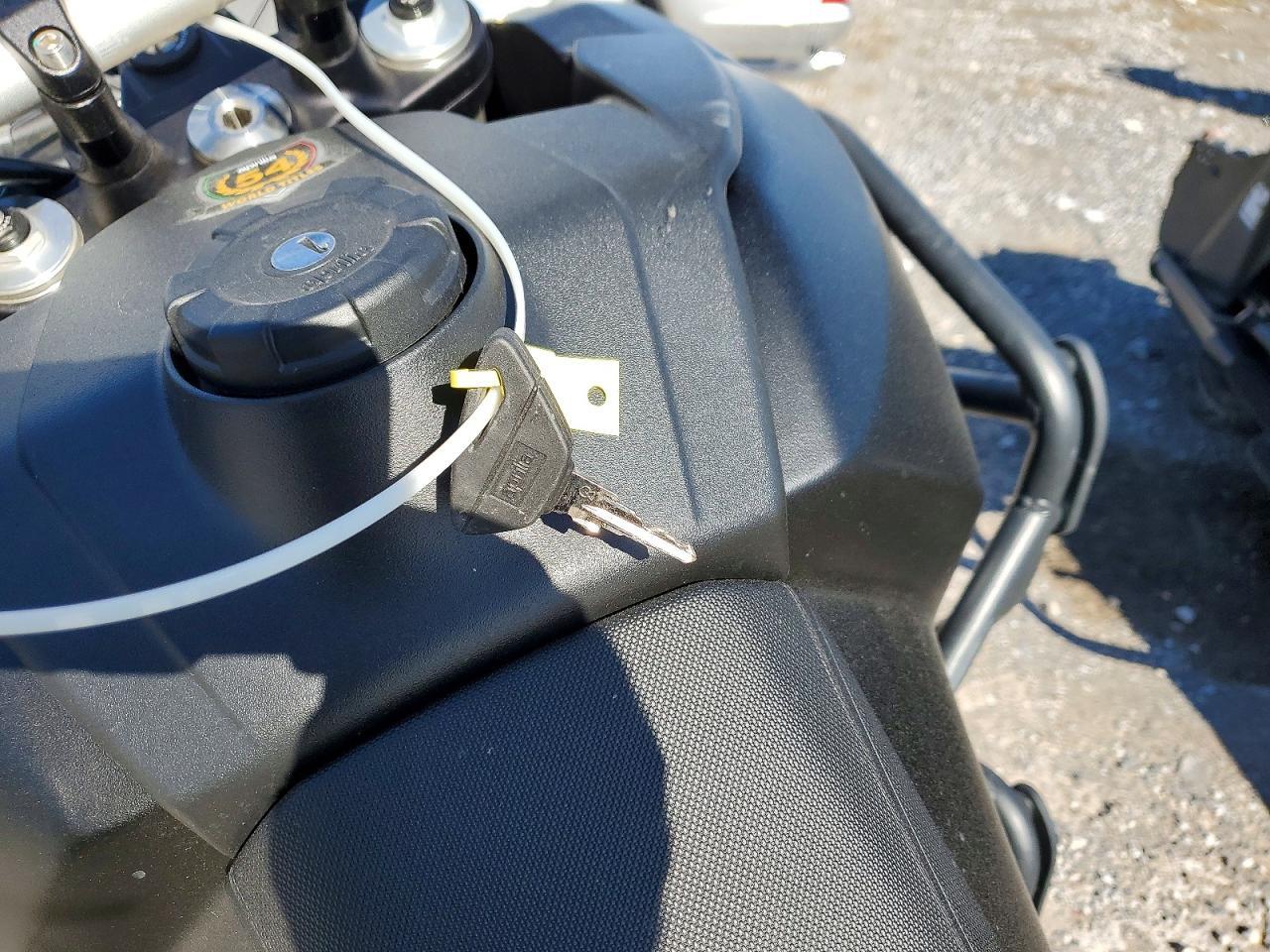 2024 Aprilia Tuareg 660