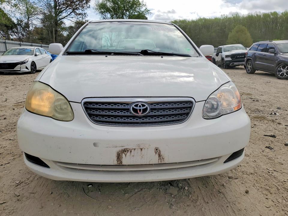 2005 Toyota Corolla le