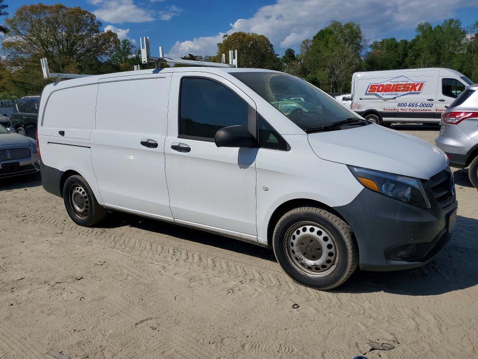 2018 Mercedes-Benz Metris