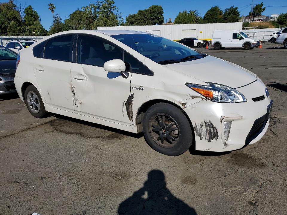 2014 Toyota Prius Three