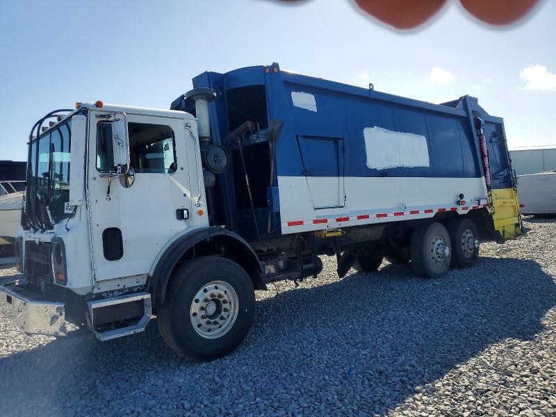 2010 Mack Mru600 Refuse Truck