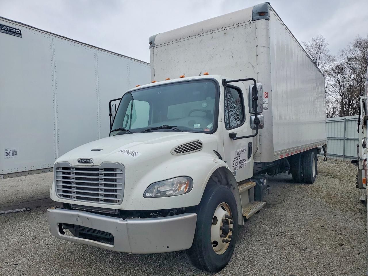 2018 Freigliner 2018 Freightliner Business Class M2 BOX Truck