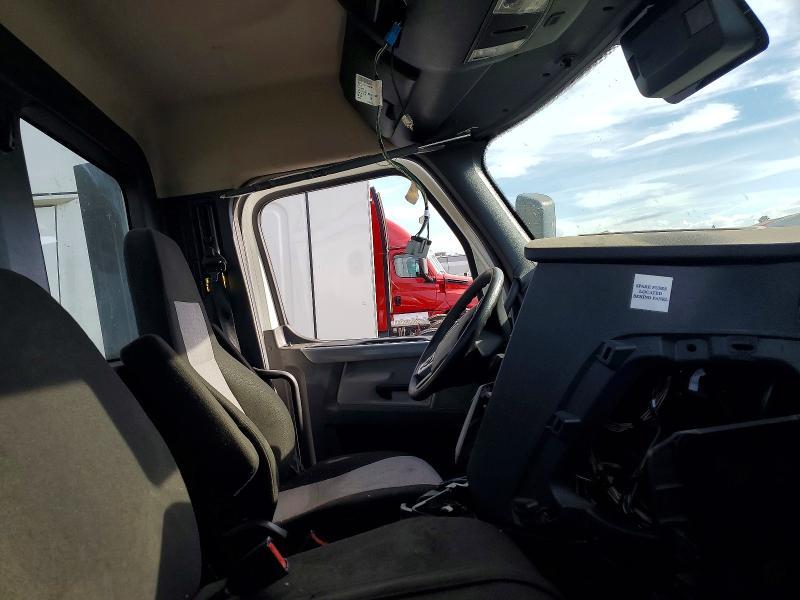 2021 Freigliner 2021 Freightliner Cascadia 126 Semi Truck