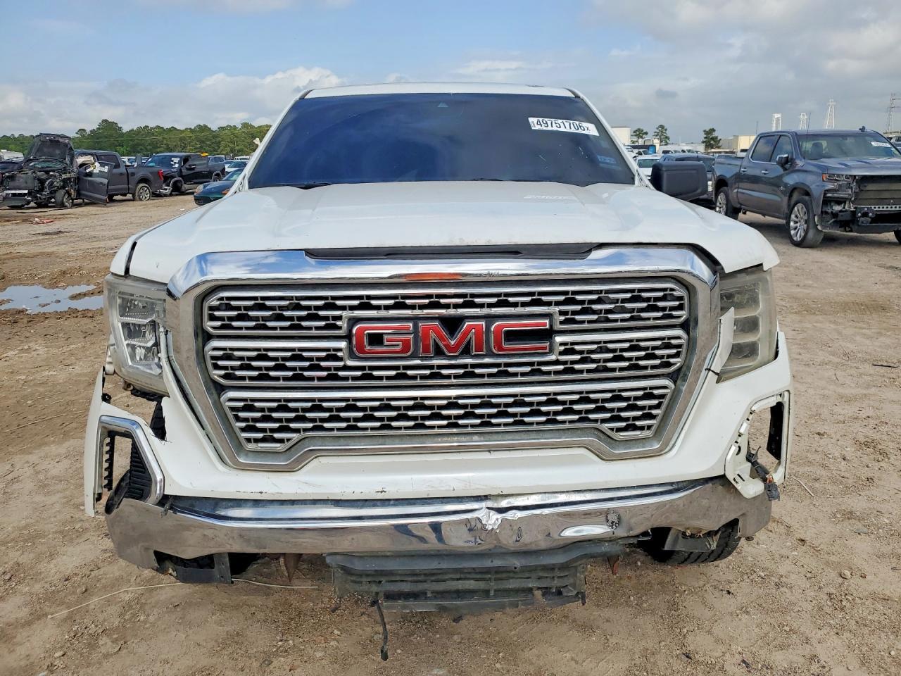 2022 GMC Sierra K1500 SLE