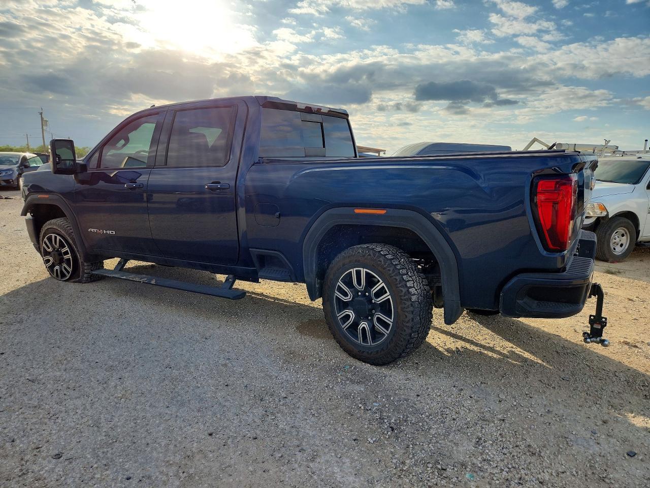 2020 GMC Sierra K2500 AT4