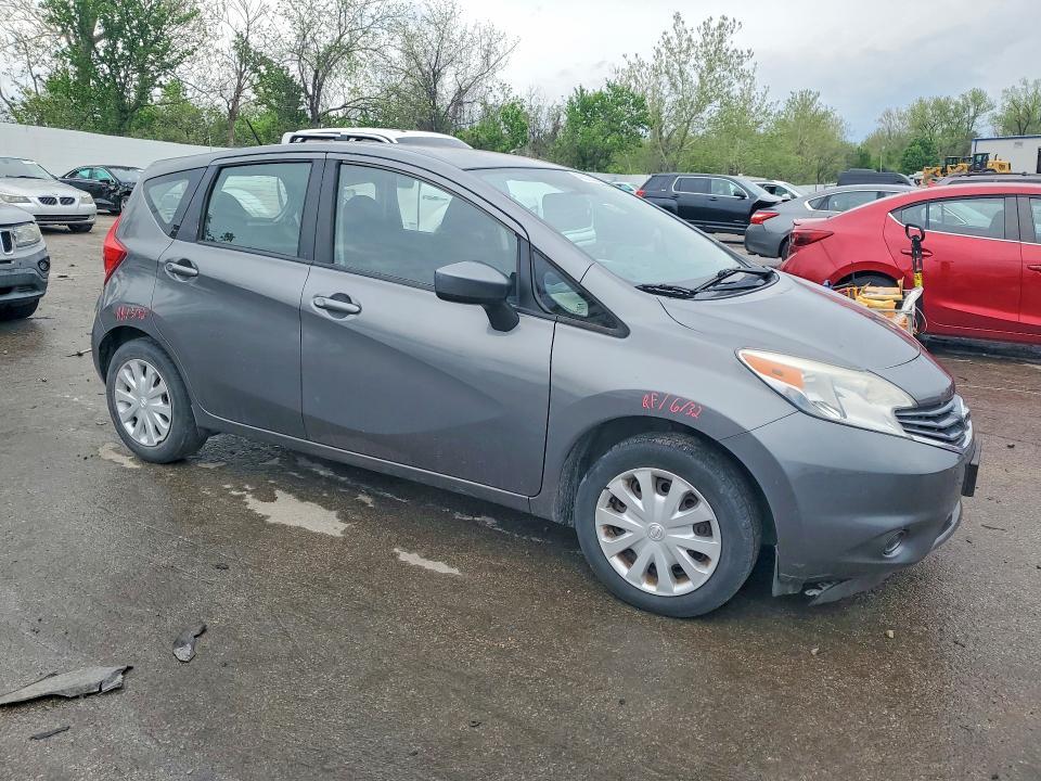 2016 Nissan Versa Note sv